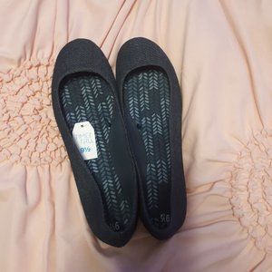 Womens Flats